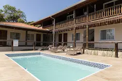 área comum com piscina