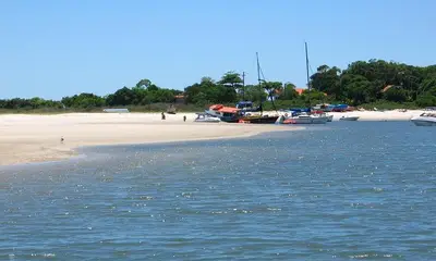 Barcos na Praia da Bóia
