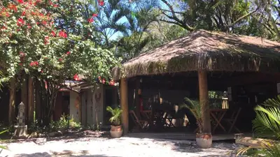 Jardim - Pousada Vila da Pousadinha - Ilha do Mel - Pr