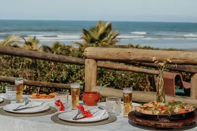 petiscos frente ao mar