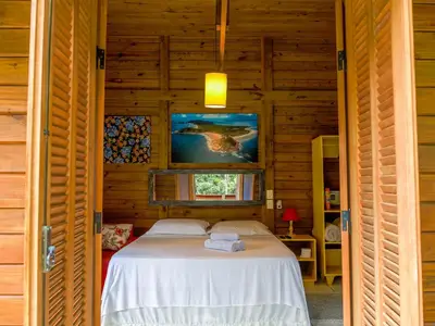 Suite com vista para o jardim - sacada - pousada Plancton - Ilha do Mel - Paraná