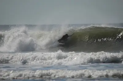Surf na Ilha do Mel